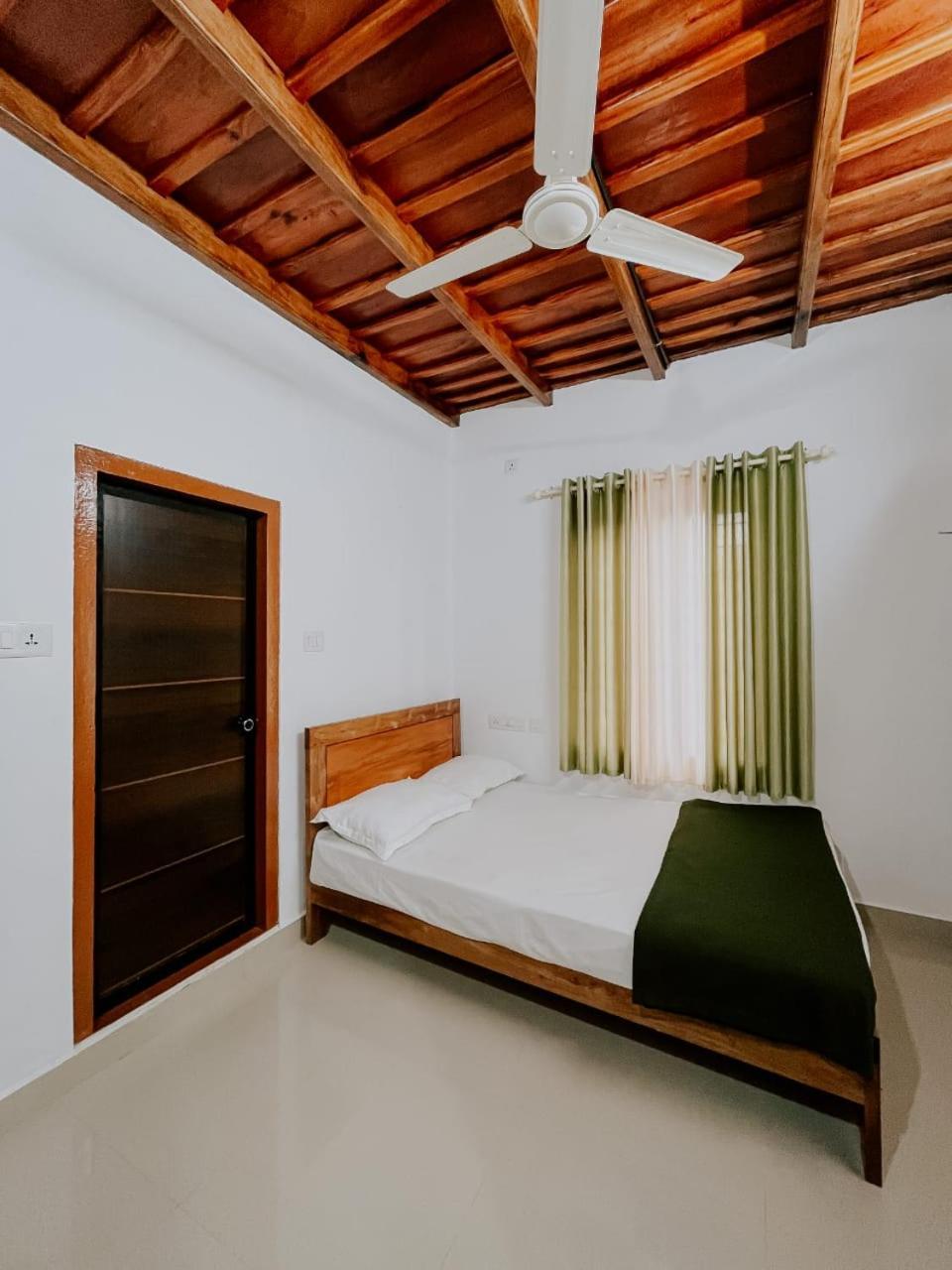 Palkulam Heights Villa Kumudi Kültér fotó